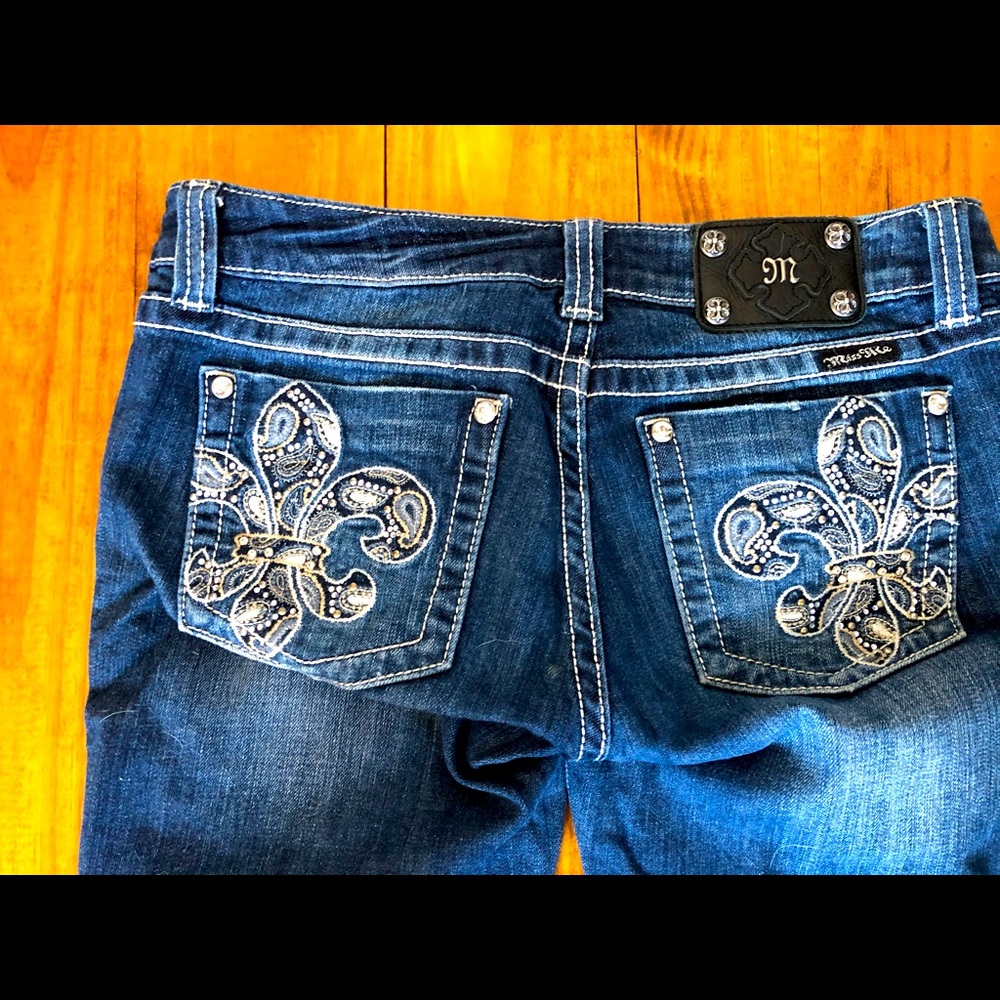 Miss Me Boot Cut Jeans Size 30